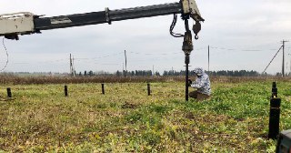Установка винтовых свай Междуреченск цена от 3090 руб.